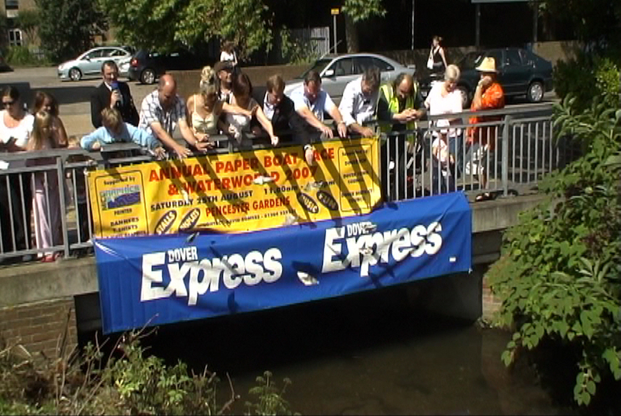 2007 Paper Boat Race River Dour Dover
