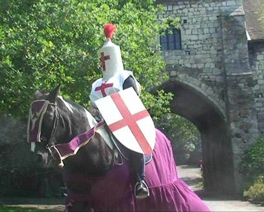 Knight on horse at 2008 Dover Pageant