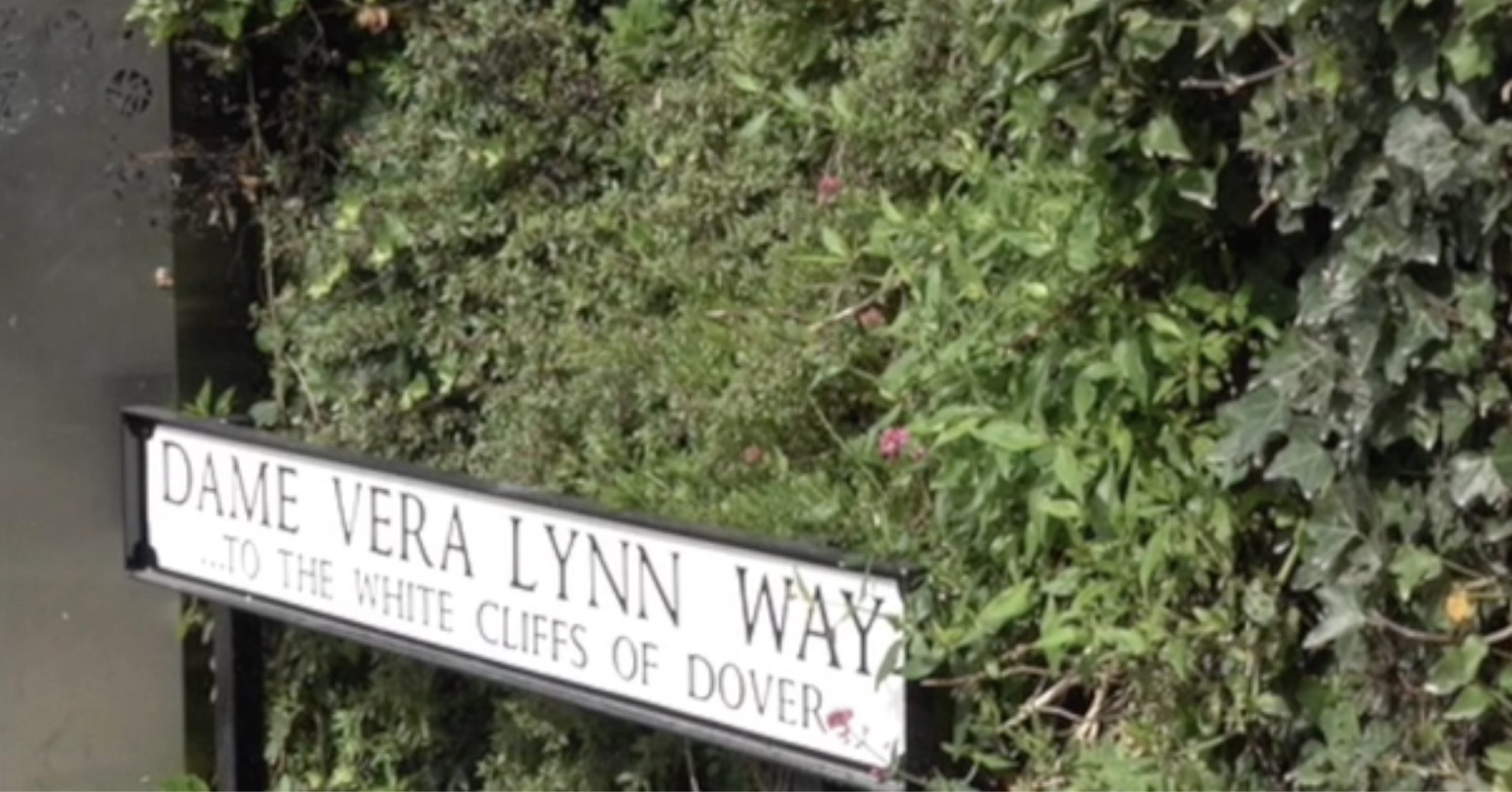 2019 Dame Vera Lynn Way opened to access White Cliffs of Dover
