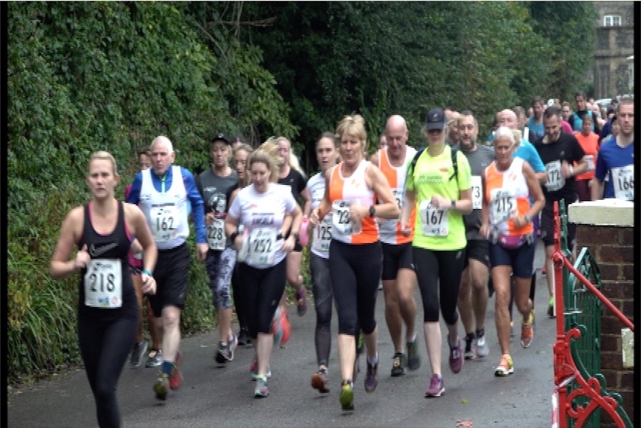 The DFDS Temple Ewell 10K Run 