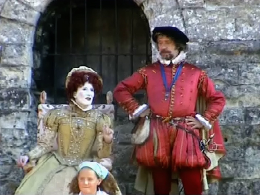 2002 Re-enactment of Elizabetian play at Dover Castle